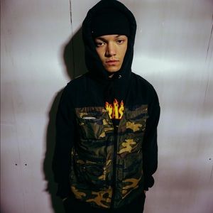 Meet your Posher, Julian